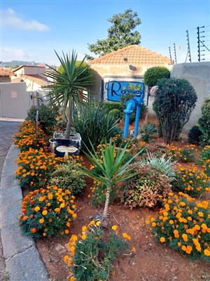 3 bedroom cluster to rent in Mondeor