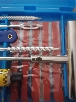 Tyre repair kit, 12 piece energy tyre repair kit