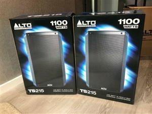 2 x Alto TS215 Loudspeakers 1100W with stands 