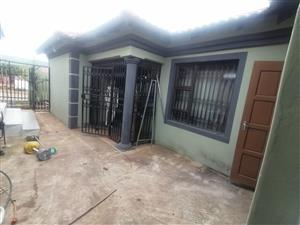 Charming 3-Bedroom Home for Sale in Lotus Gardens – Corner Stand with Big Yard!