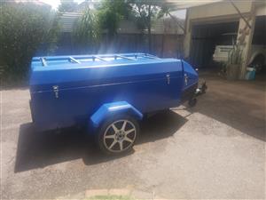 Ci zippa folding caravan