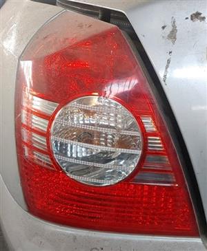 HYUNDAI ELANTRA LEFT TAILLIGHT FOR SALE.