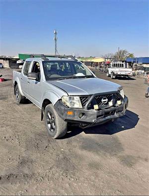 2010 Nissan NAVARA stripping for spares