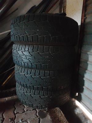 4× bakkie tires