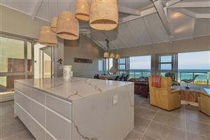 House For Sale in Suiderstrand