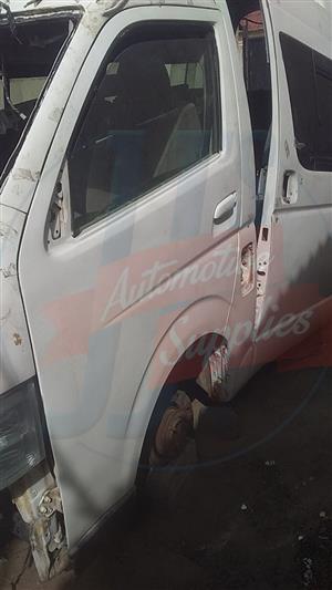 Toyota Quantum 2.7i Left Front Door For Sale 