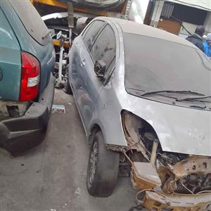 NO CATALYST!Stripping Toyota Yaris T3 For Spares