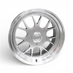 17″ Xp24052 Xs 4/100 & 5/100 Silver Alloy Wheels