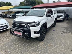 2025 TOYOTA Hilux 2.4GD-6 2.4 Dcb 4x4