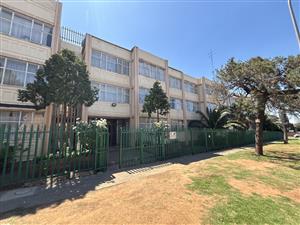 Spacious and Inviting Home in Kimbolton Avenue – Benoni