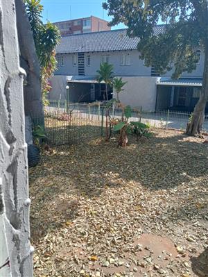 Townhouse For Sale in Queenswood