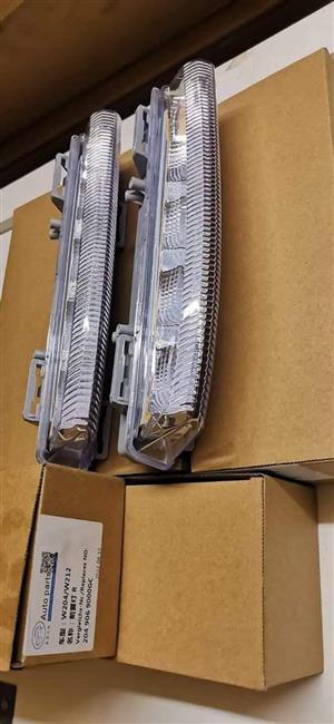 BRAND NEW W204 AND W212 FOG LIGHTS AVAILABLE IN STOCK AT MM GENESIS AUTO PARTS  