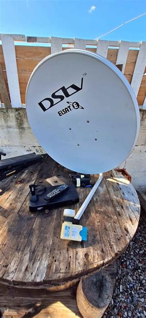 DSTV  Explora Decoder with Remote