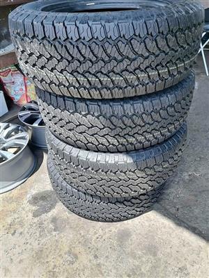 255 60 18 General Grabber AT3 (NEW TYRES)