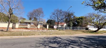 Excellent & Ideal Location!