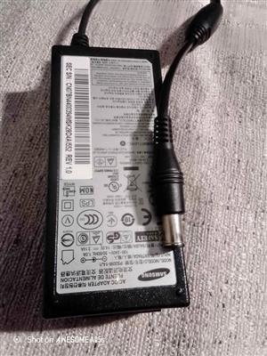 14V~2,14A SAMSUNG MONITOR|TV ADAPTOR