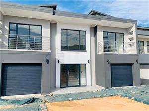 House For Sale in Roodeplaat