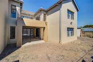 House For Sale in Birch Acres