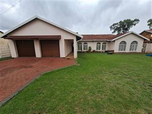 3 Bedrooms family home in Bakerton