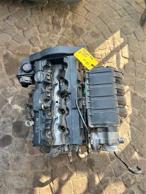 Peugoet 206 eng code 10FX engine for sale WhatsApp or call 
