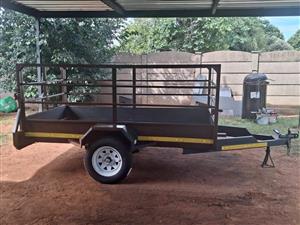 2.4Mx1.3mx900mm UNBRAKE  TRAILER