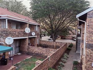 Townhouse For Sale in Clarina