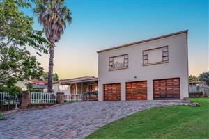 House For Sale in Helderkruin