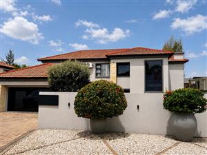 House For Sale in Willow Acres Estate