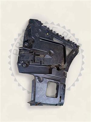 BMW X3 G01 AND IX3 G08 REAR RIGHT BUMPER SLIDER /BRACKET AVAILABLE FOR SALE