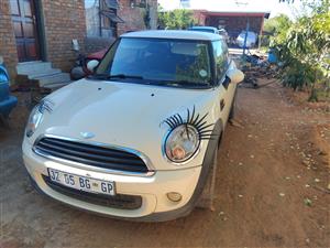 Mini cooper one 