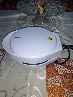 New Kambrook Smart life Omelette Maker.