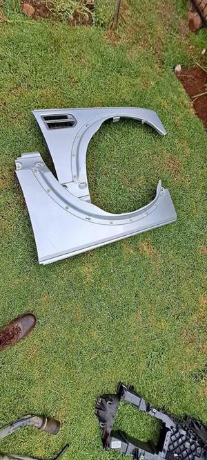 Land Rover Discovery 3 Fenders For Sale 