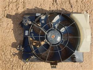  NP200 bakkie radiator fan complete. DC 12V - IB 160W. Tested and working well.