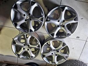 Tsw mags size pcd 4x100 still in good condition