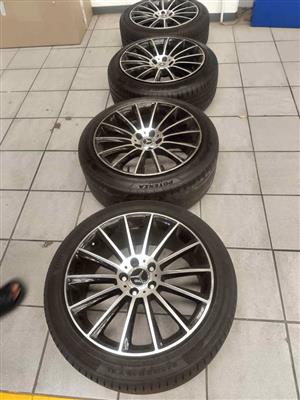 Mercedes Benz v class w447 mag rims and tyres
