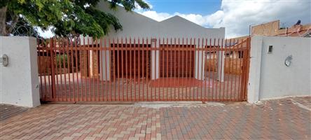 A 4-Bedroom Family Home – Prime Location!