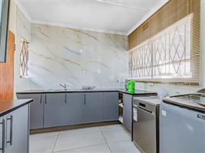 House For Sale in Lombardy East