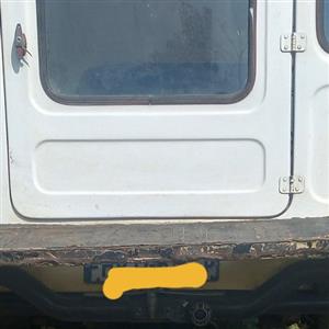 Mazda B Series Bakkie V3000 with canopy 