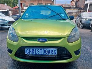 2012 model Ford Figo hatchback manual Transmission petrol 1.4 engine capacity mileage 