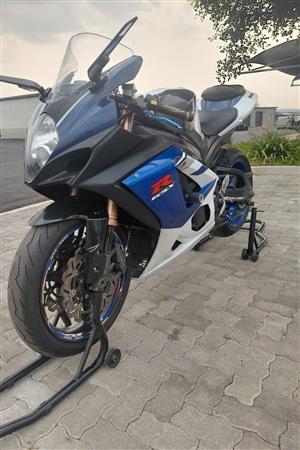 Suzuki GSXR 1000-K8