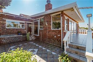 House For Sale in Mount Pleasant