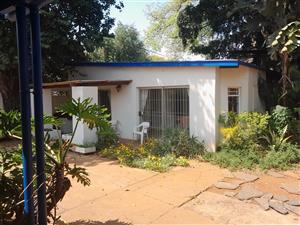 CHARMING GARDEN FLAT IN CAPITAL PARK EAST, PRETORIA