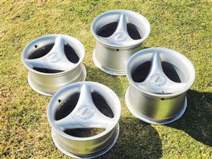 RARE SET PRESTIGE TRI-SPOKE NARROW AND WIDES 