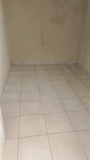 Outside room to rent in Gresswold