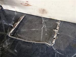 Fuel Rail From Stripped Jeep Liberty