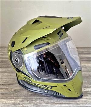 SPIRIT OFFROAD AND ONROAD HELMET IN VERY GOOD CONDITION