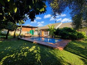 House For Sale in Universitas Ridge