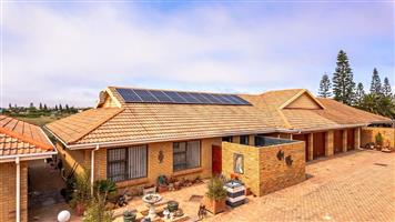 3 Bedroom Home For Sale in Secure Complex in Hartenbos
