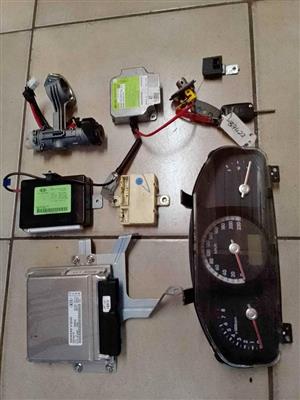 2008 kia Sportage eng code G4FC 2l petrol lock set