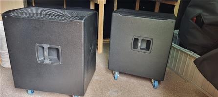 2 x RCF 708-as 18 inch bass bins for Sale.